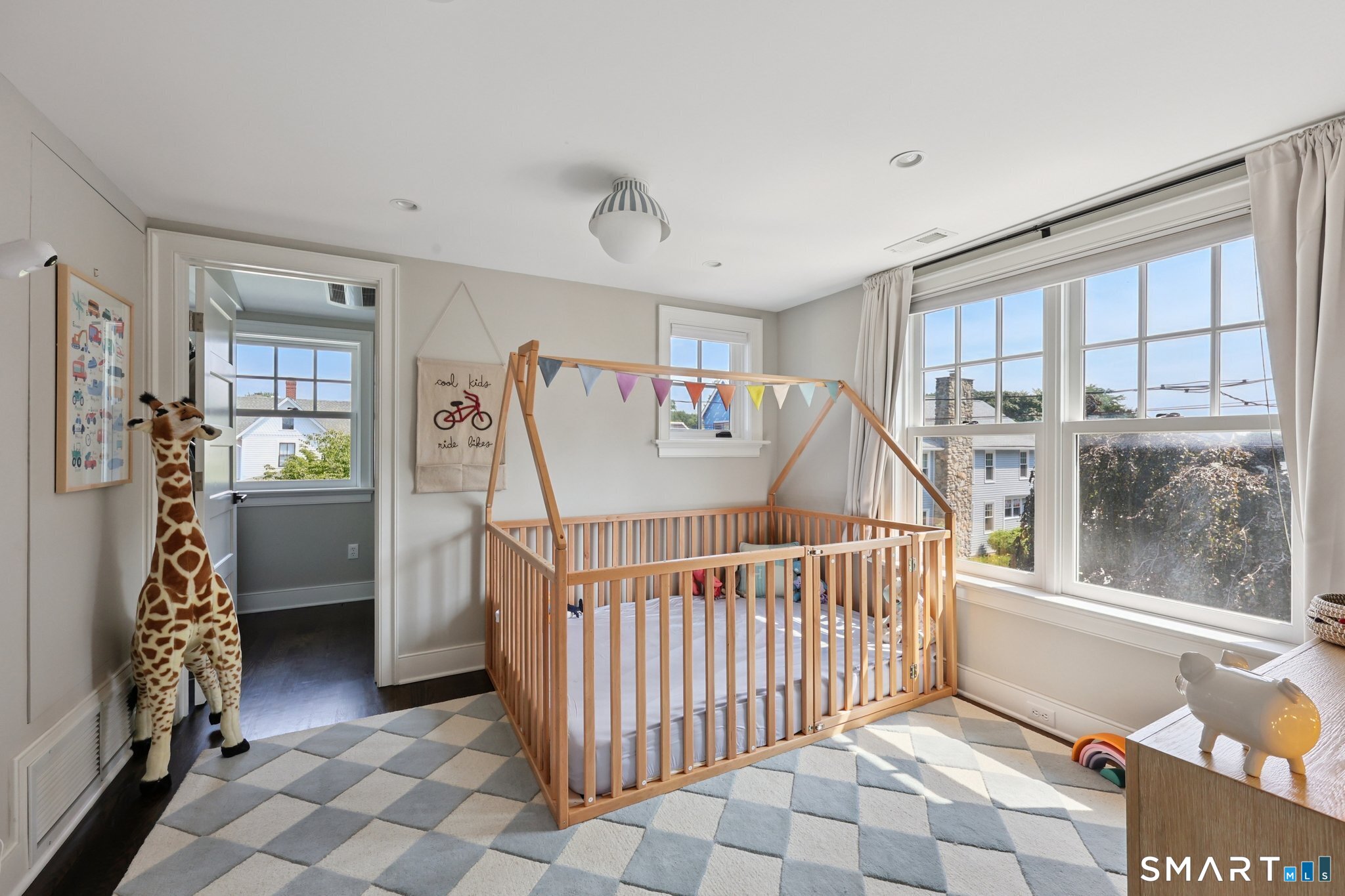 19 Middle Beach Road Property Photo 16