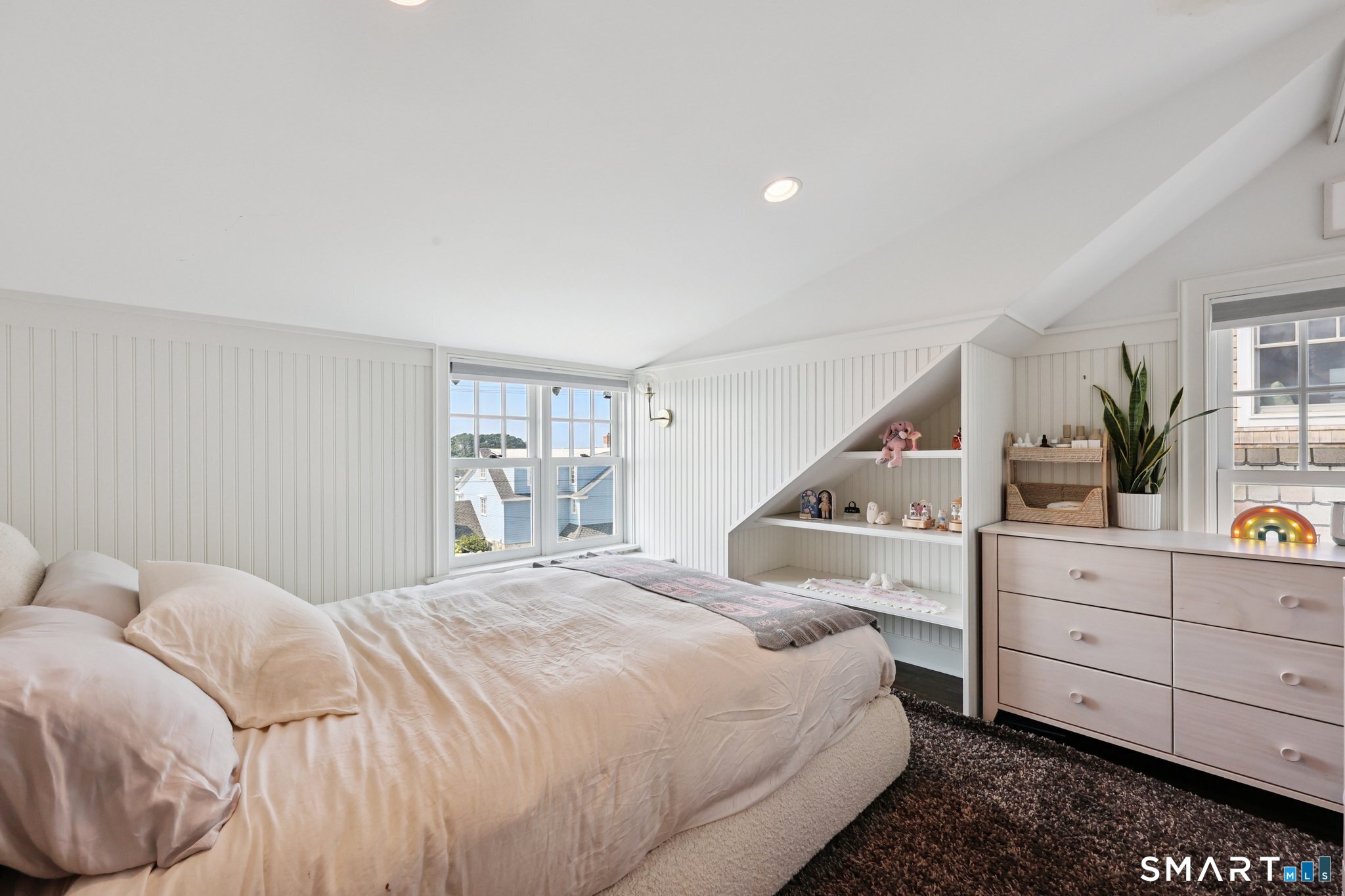 19 Middle Beach Road Property Photo 21