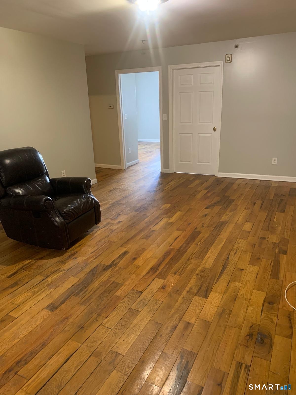 1410 Stratford Avenue Property Photo 2