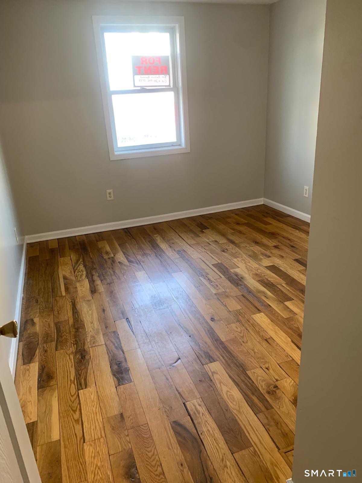 1410 Stratford Avenue Property Photo 4