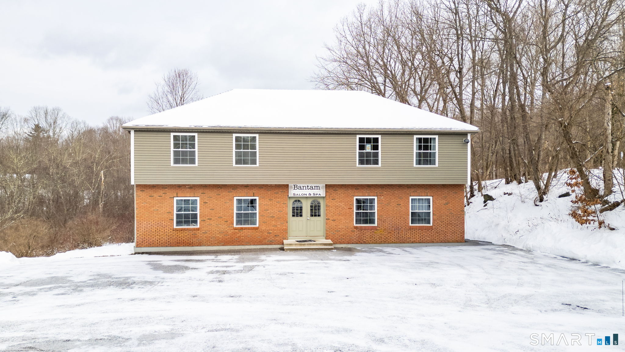 928 Bantam Road