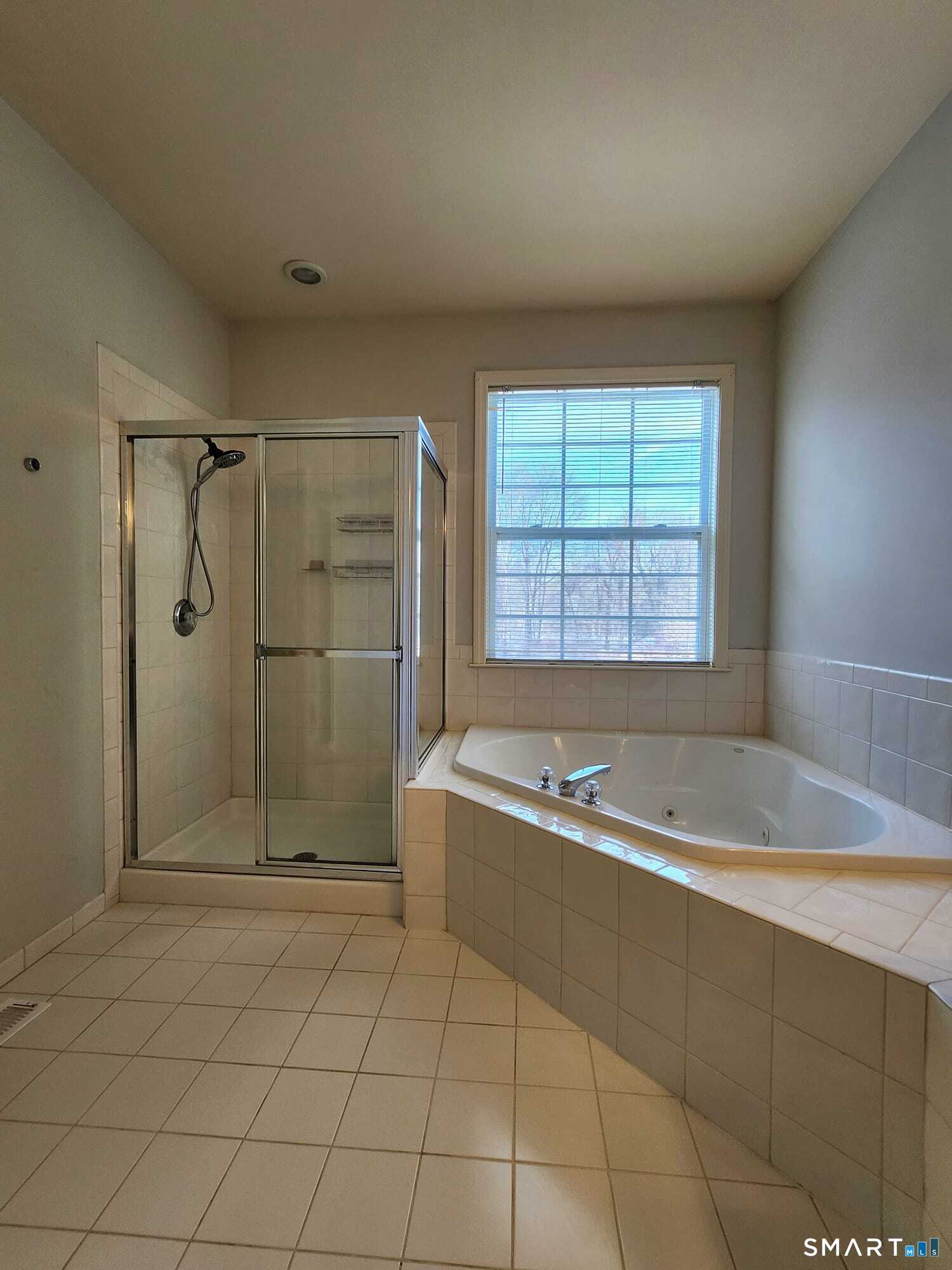 3 Brookside 3 Drive Property Photo 28