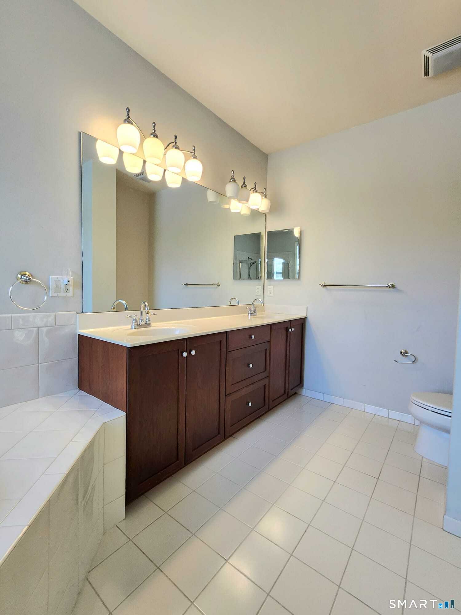 3 Brookside 3 Drive Property Photo 29