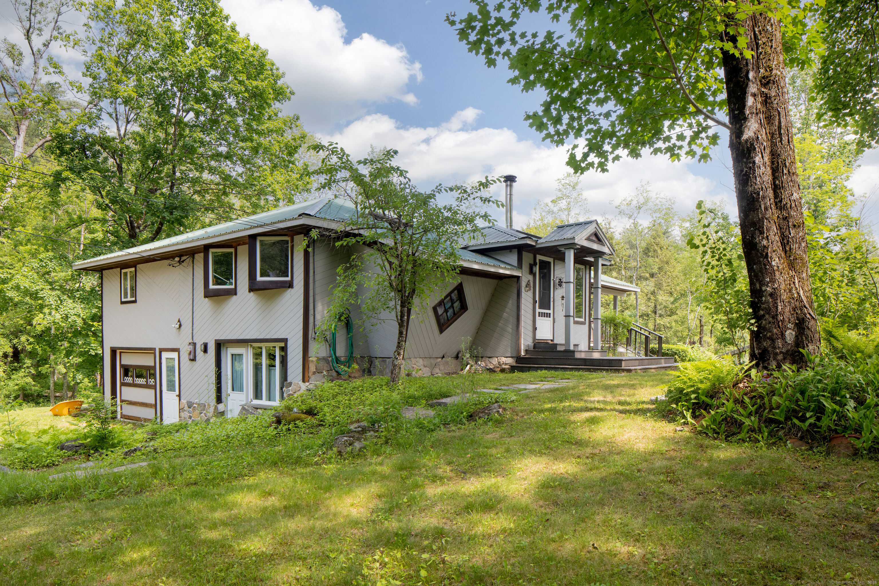 48 Preston Lane Property Photo 4