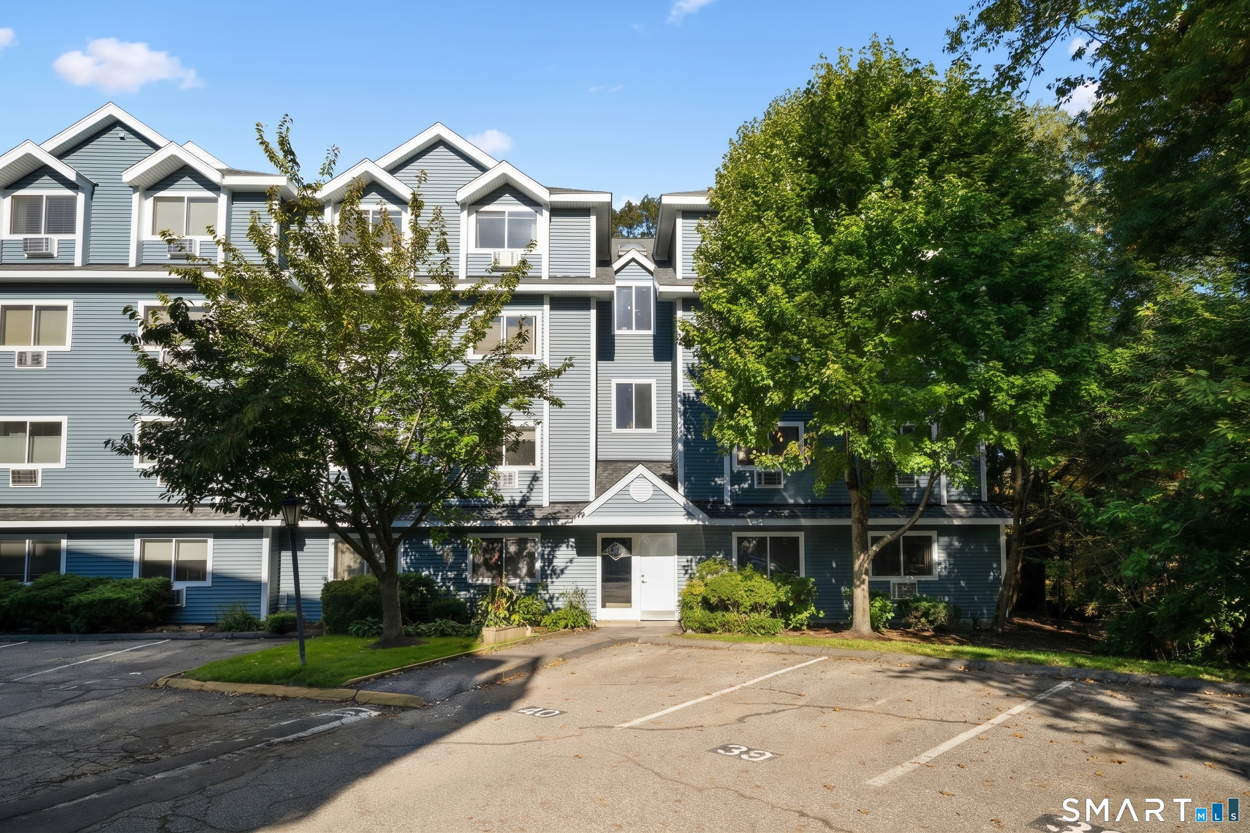 97 Richards Apt D15 Avenue Property Photo 2