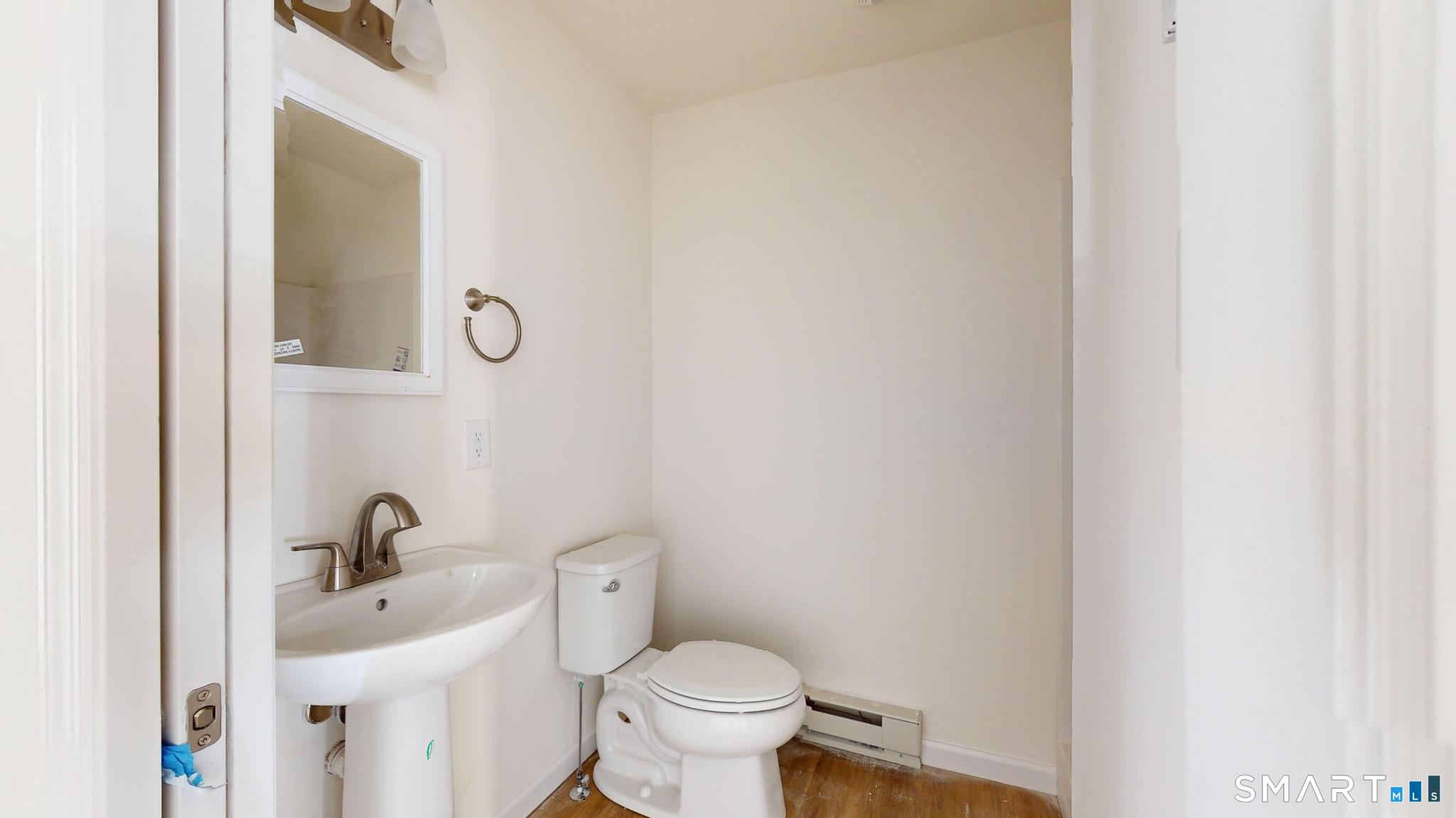 281 Greenwich Avenue Property Photo 8