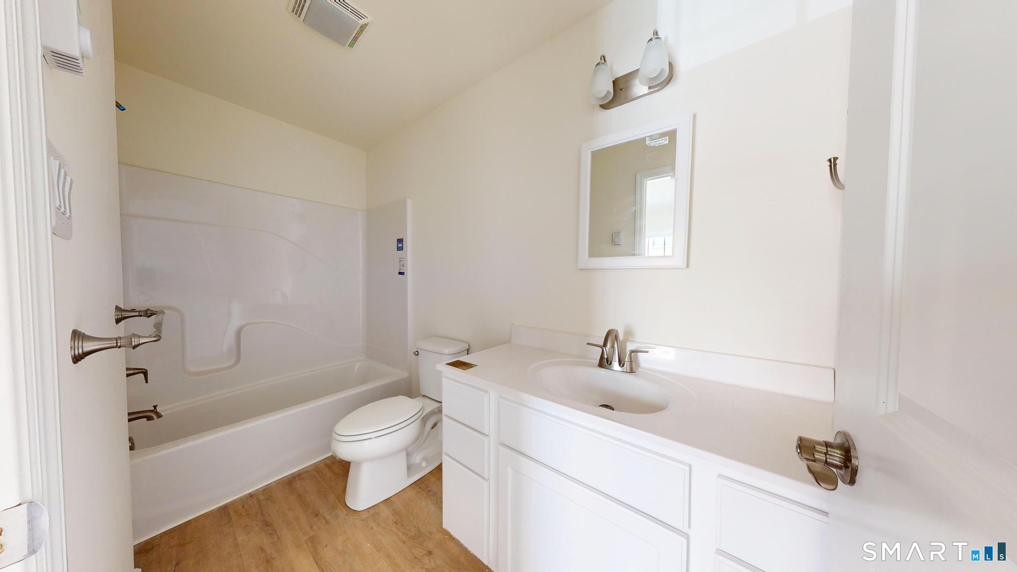 281 Greenwich Avenue Property Photo 19
