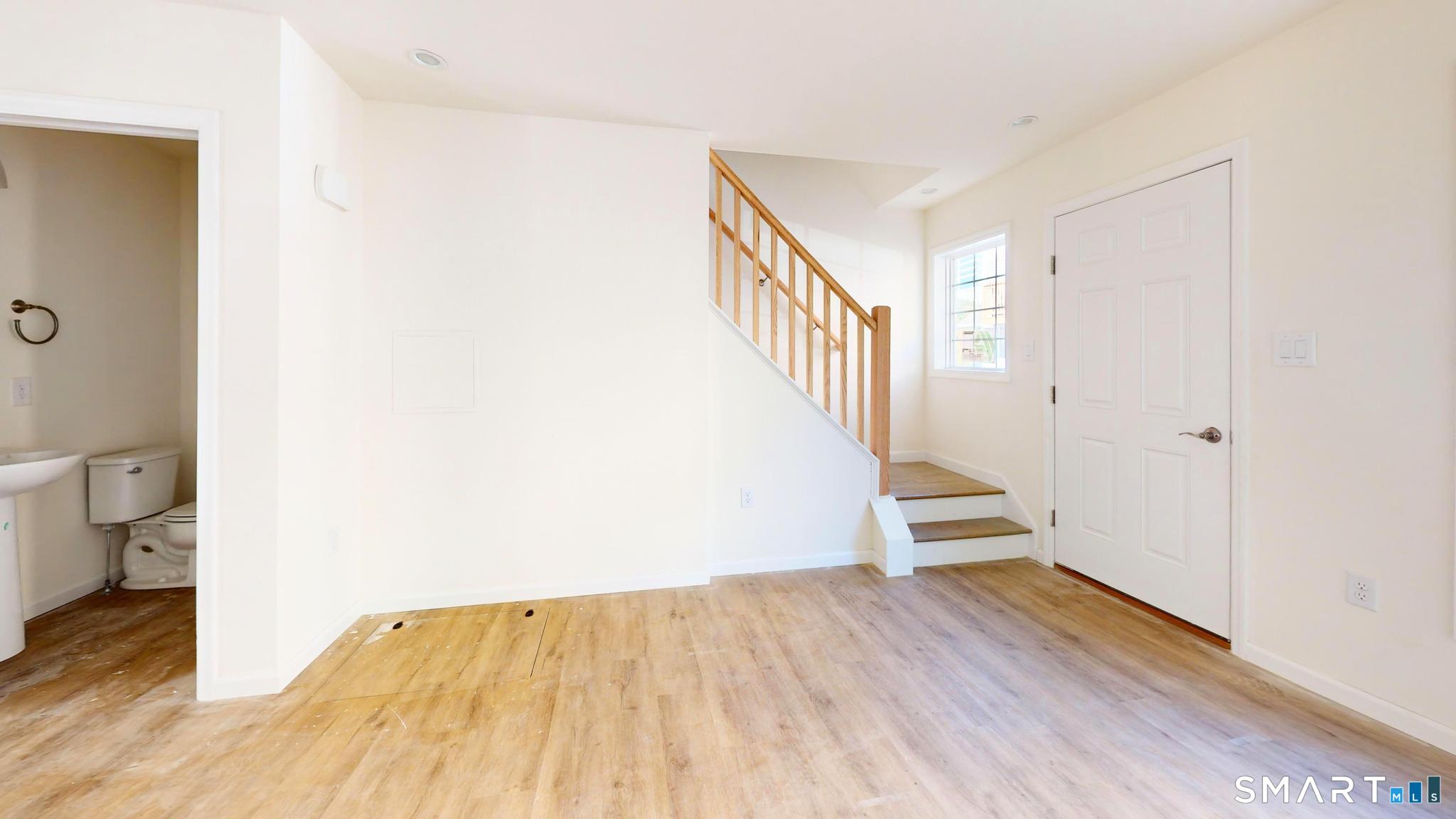 281 Greenwich Avenue Property Photo 26