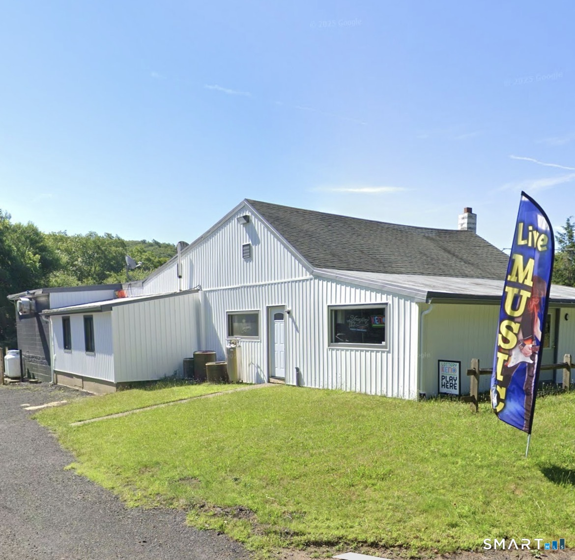 980 New Haven Road Property Photo 2