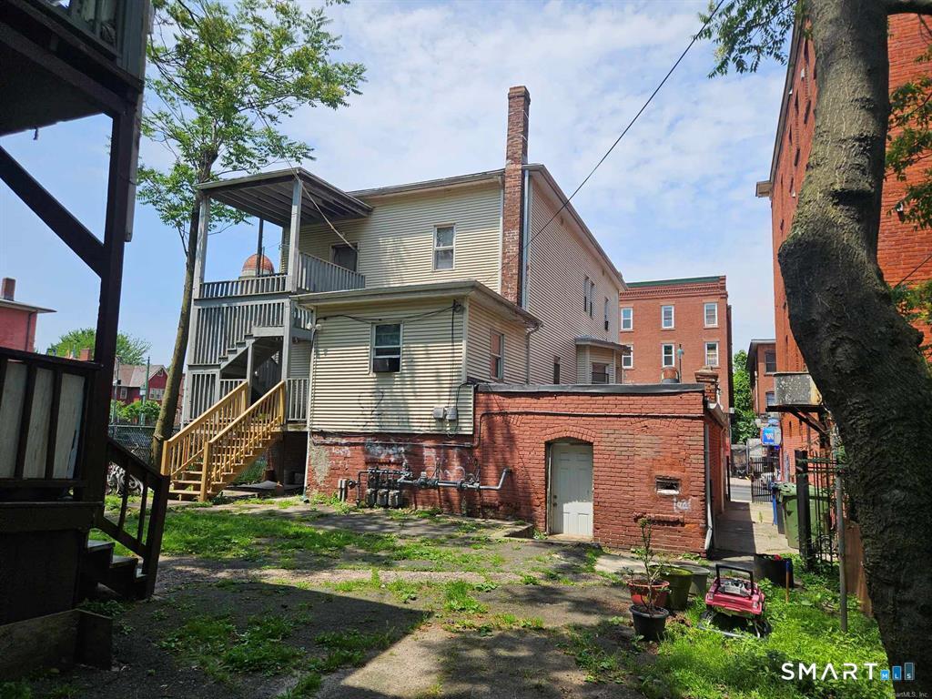 763-767 Park Street Property Photo 3