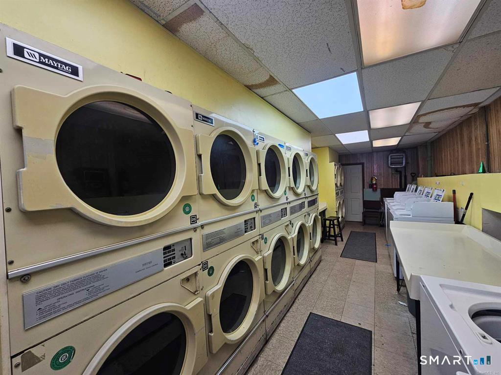 763-767 Park Street Property Photo 4
