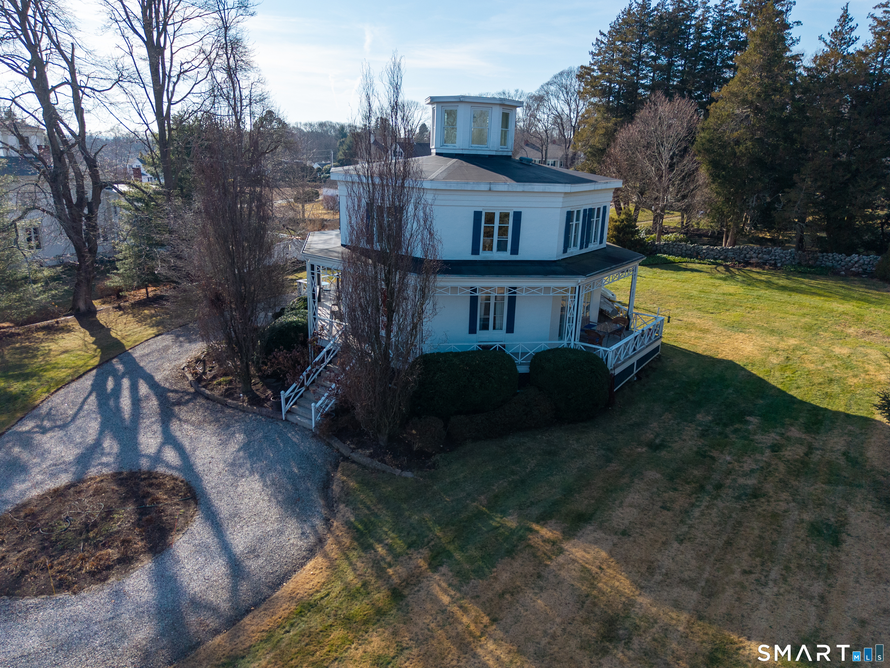 8 Mystic West Avenue Property Photo 3