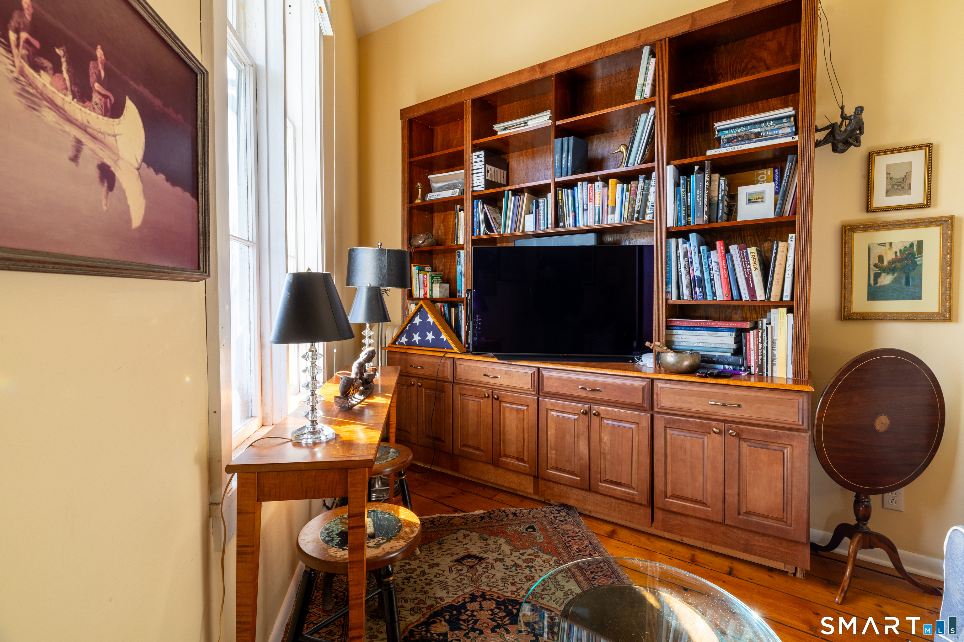 8 Mystic West Avenue Property Photo 9