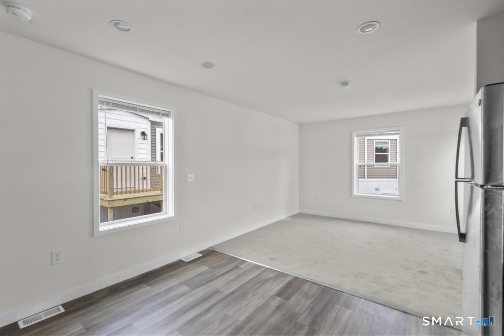 55 Sugar 14 Street Property Photo 6