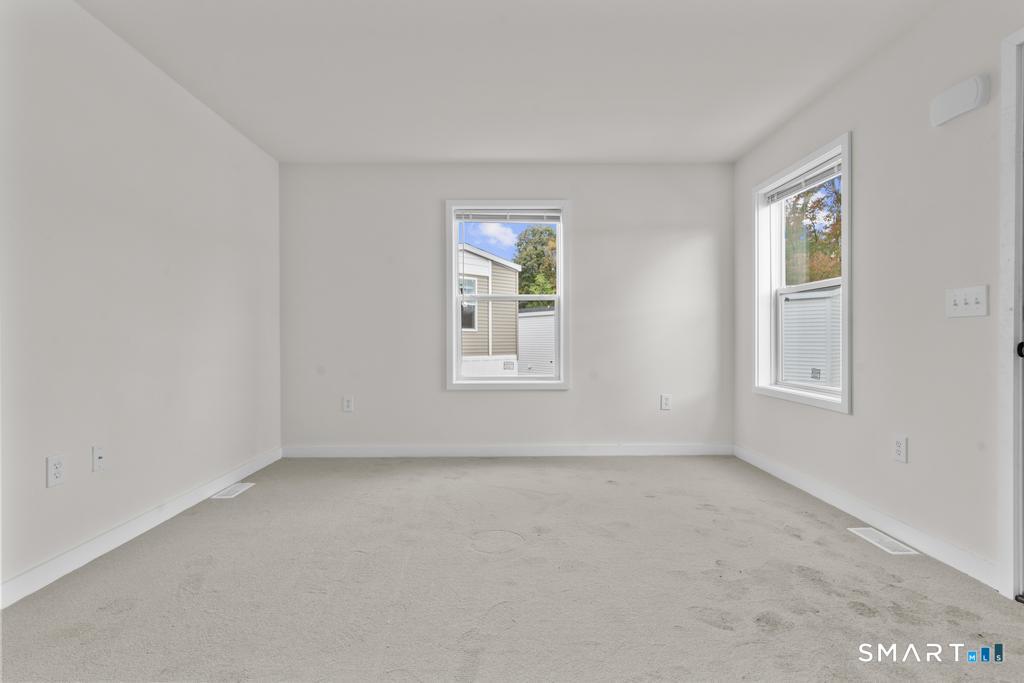 55 Sugar 14 Street Property Photo 7