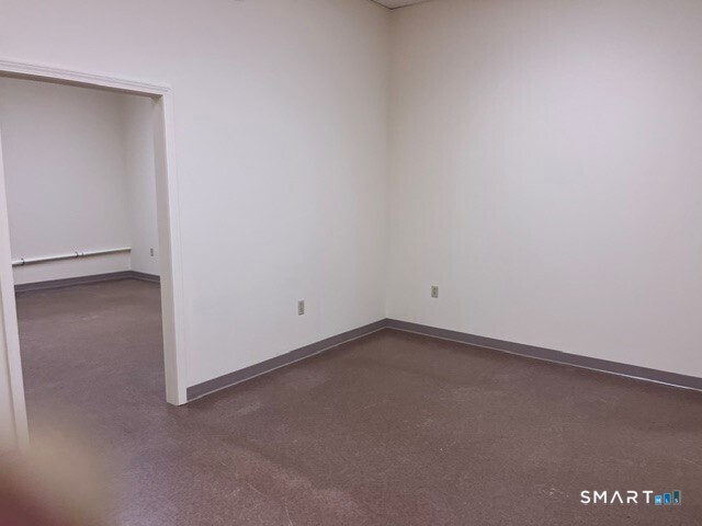 1320 Main Street Property Photo 25