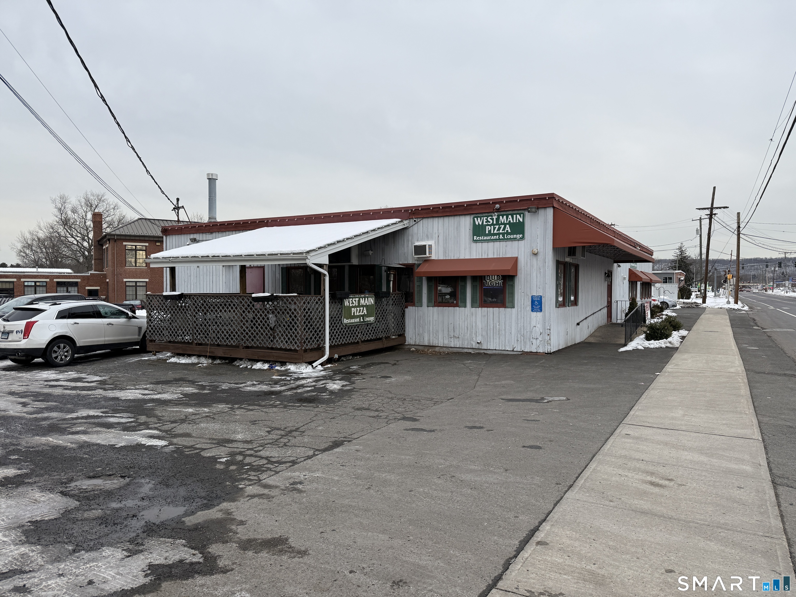 93 Main East Street Property Photo 29