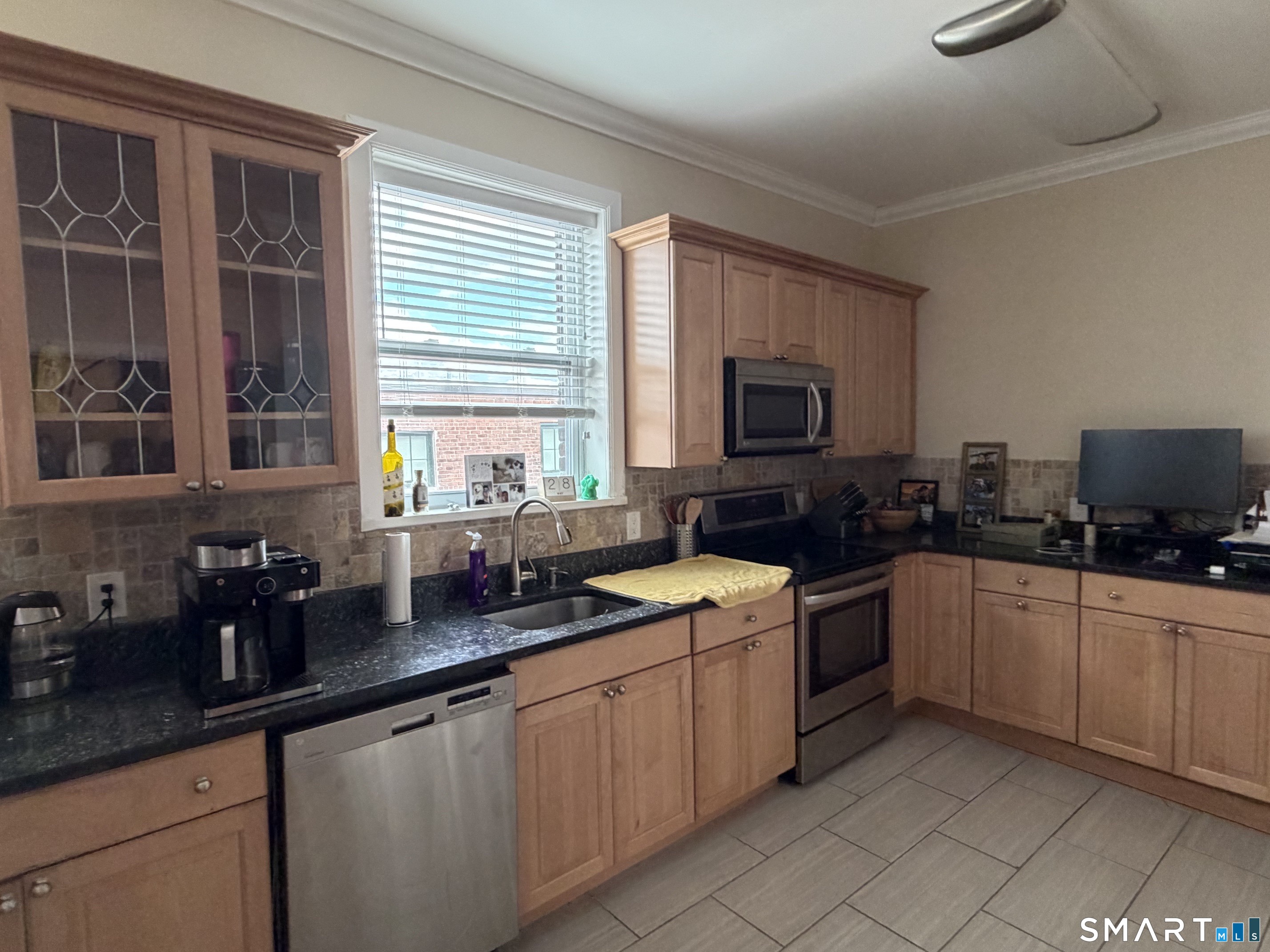 153 Bank Street Property Photo 3