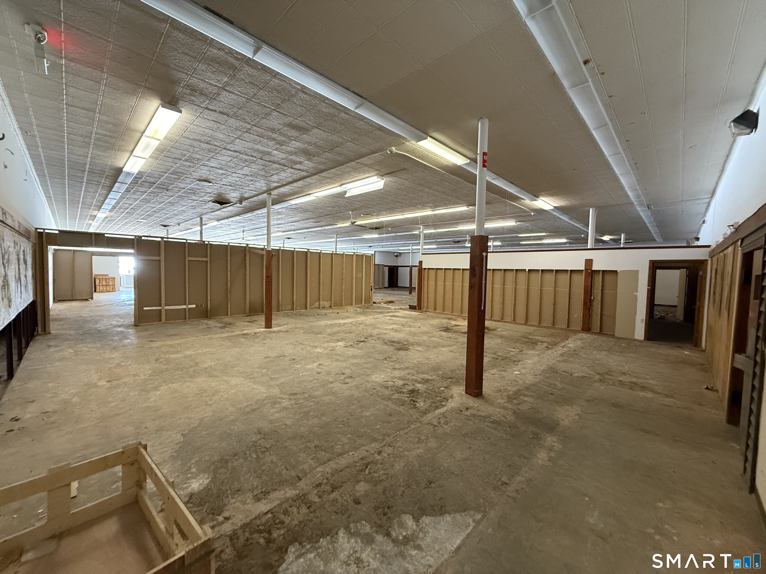 98 Main Street Property Photo 14