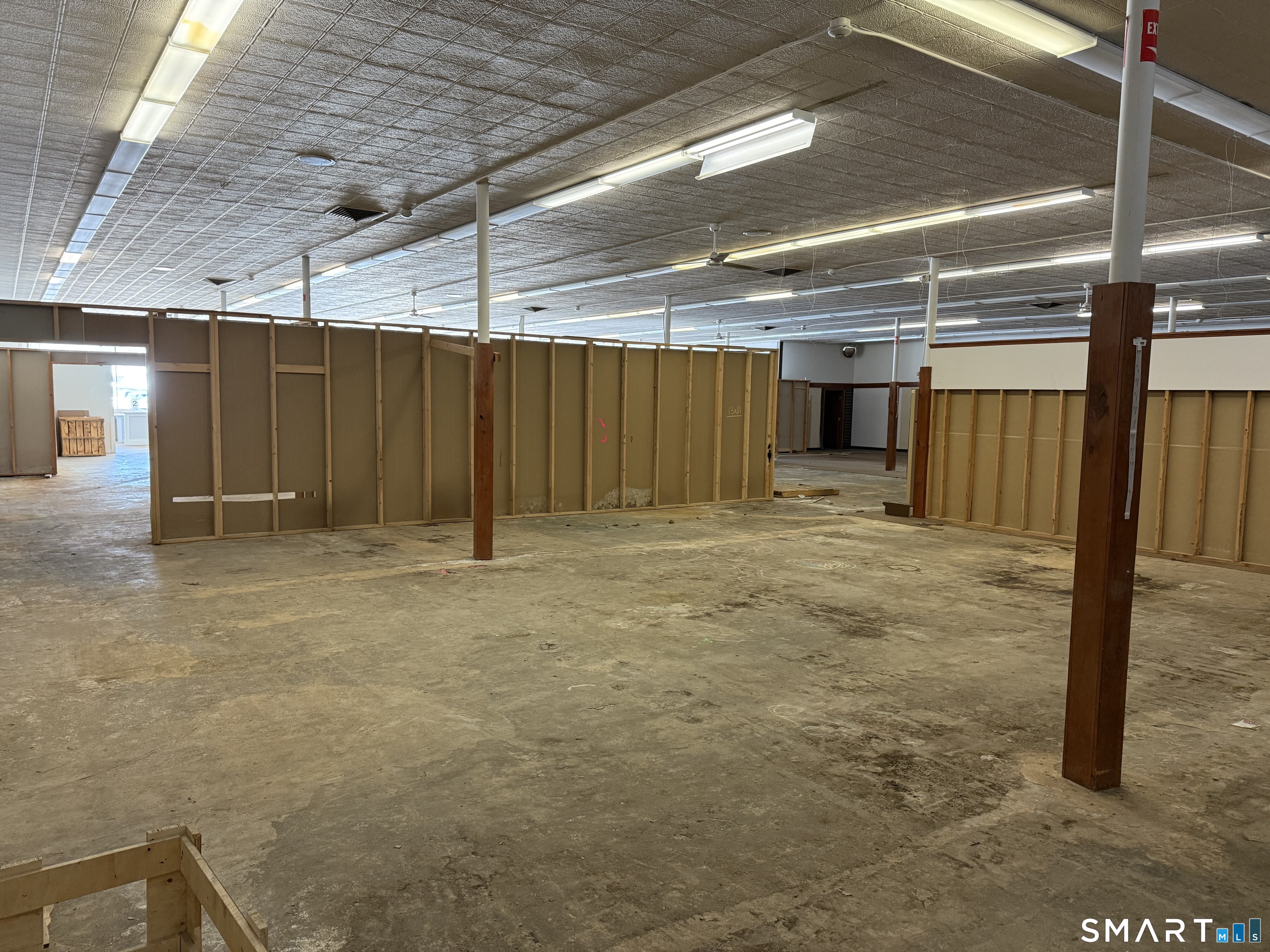 98 Main Street Property Photo 15