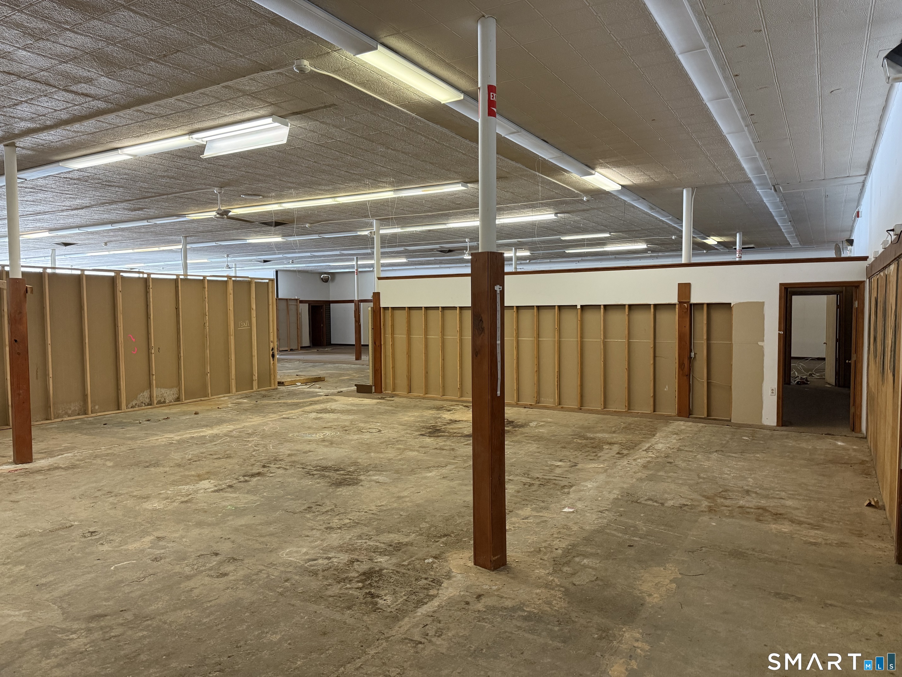 98 Main Street Property Photo 17