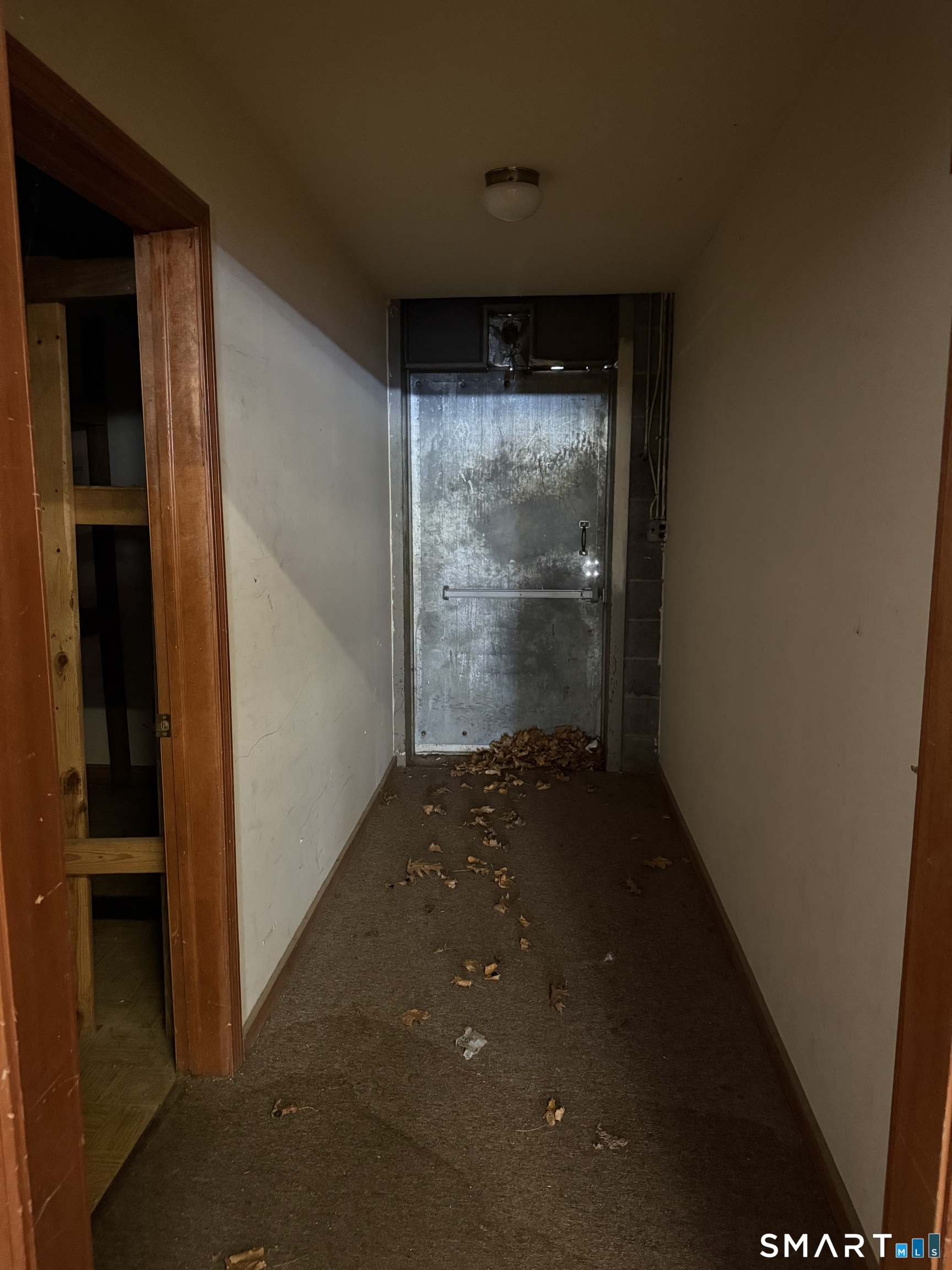 98 Main Street Property Photo 29