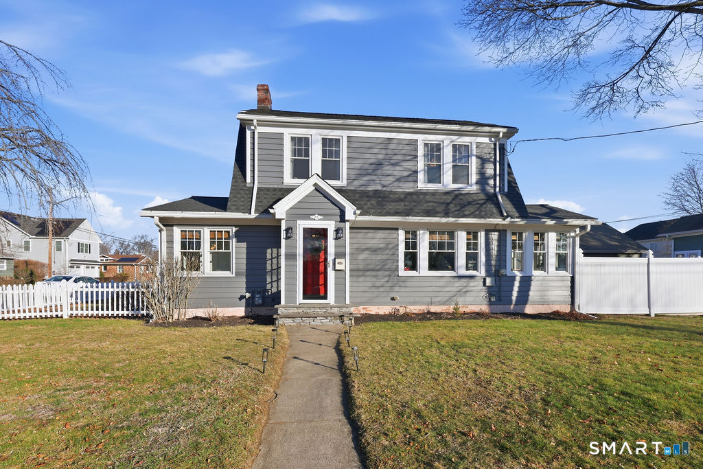 82 Miller Avenue Property Photo 1