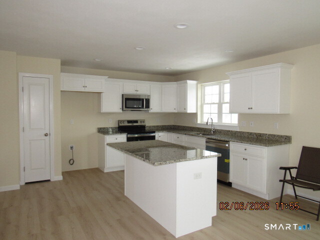 73 Warm Earth Road Property Photo 5