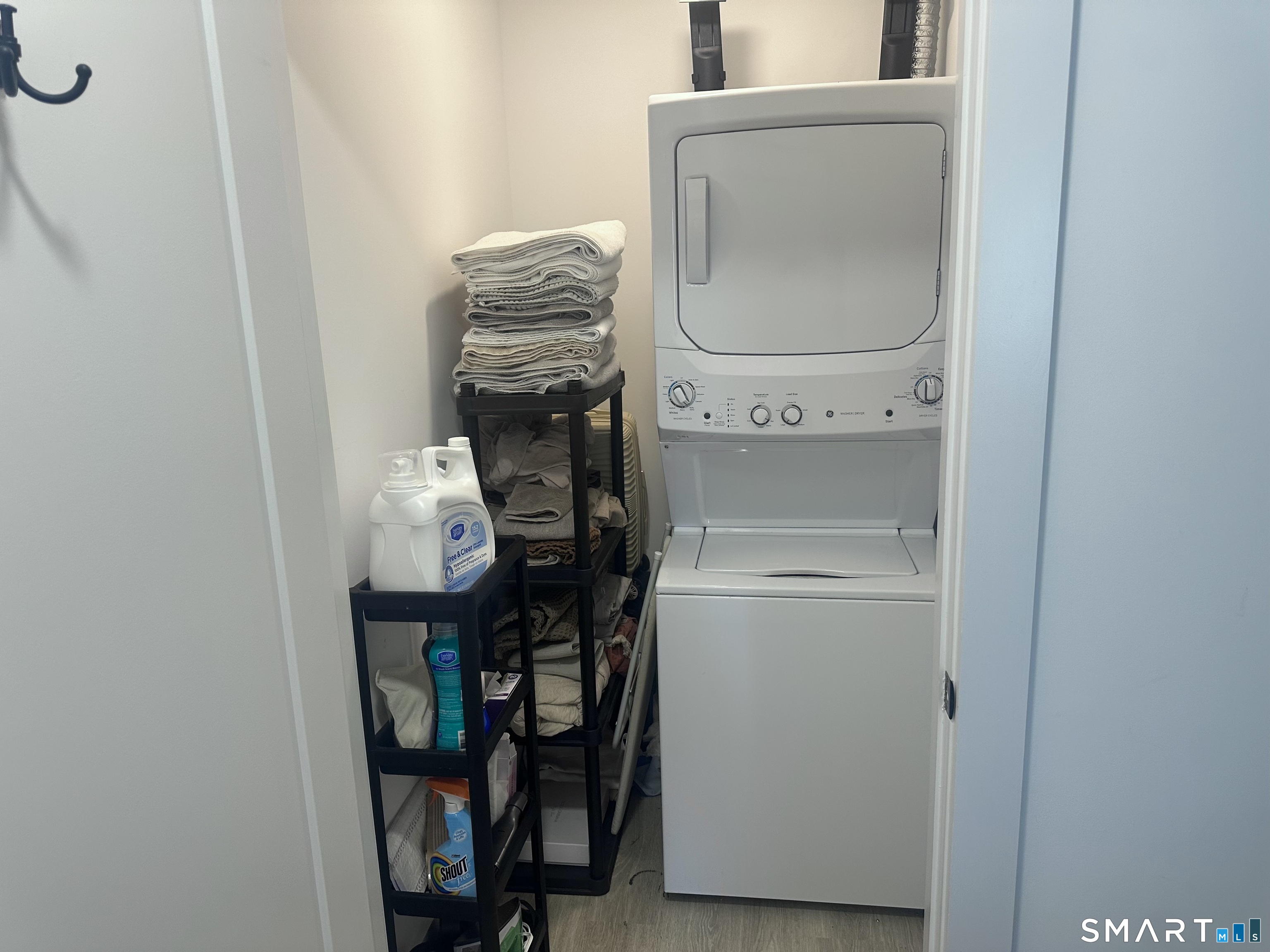 211 Ferry 208 Boulevard Property Photo 19