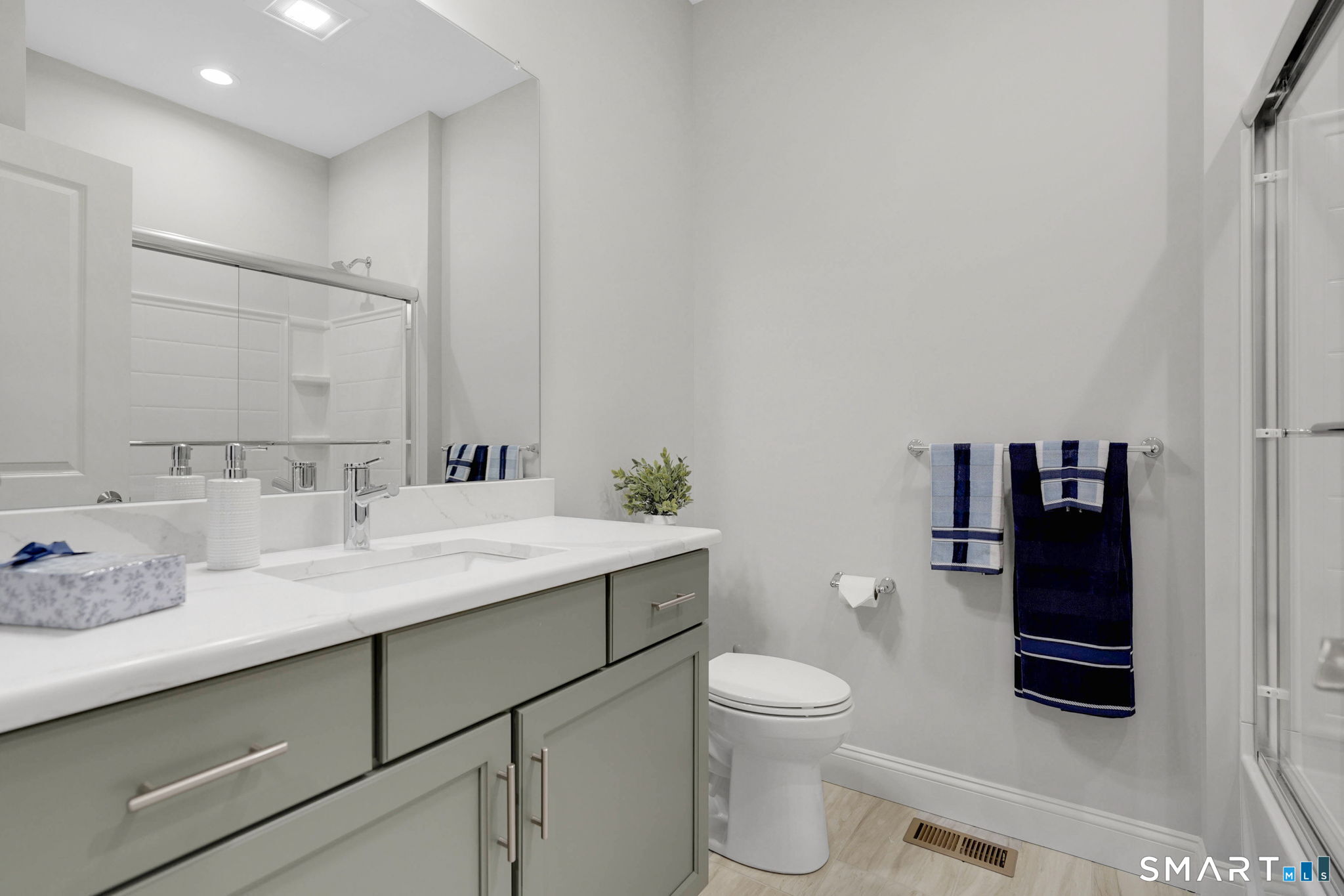60 Liberty Lane Property Photo 33