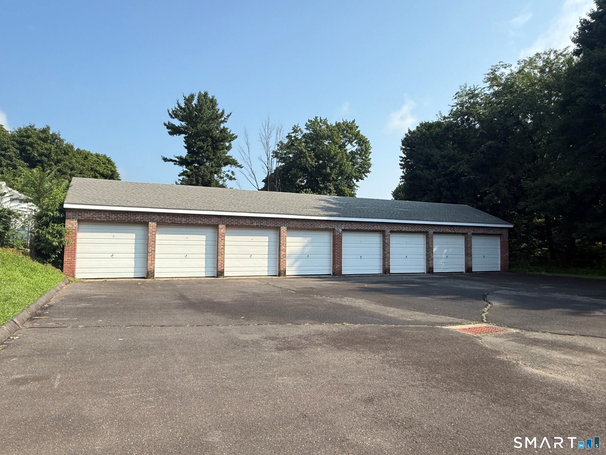 24153030 Property Photo 2