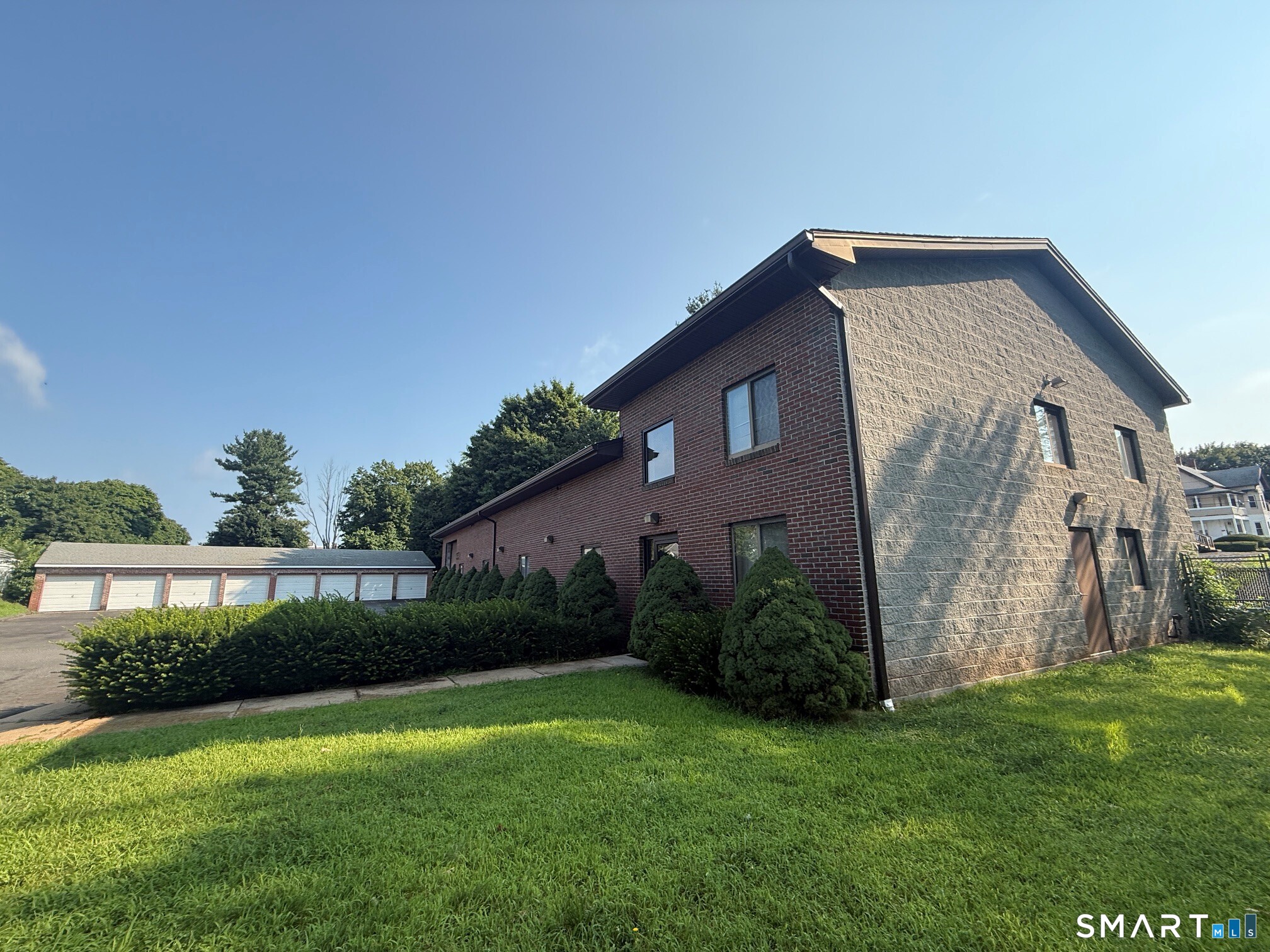 24153030 Property Photo 4