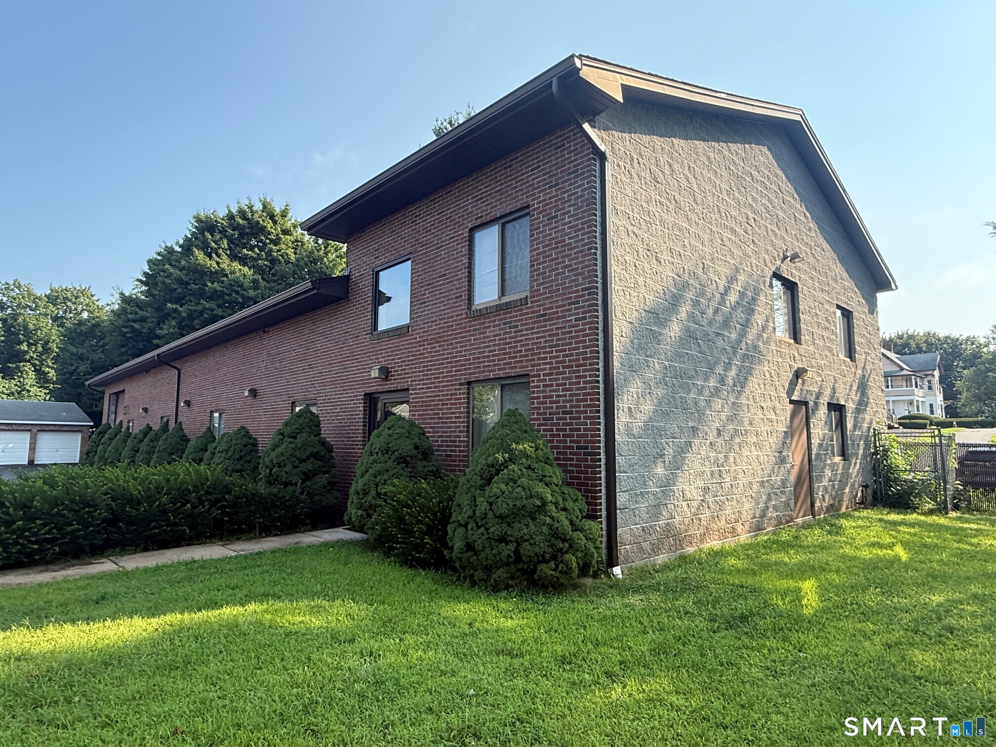 24153030 Property Photo 5
