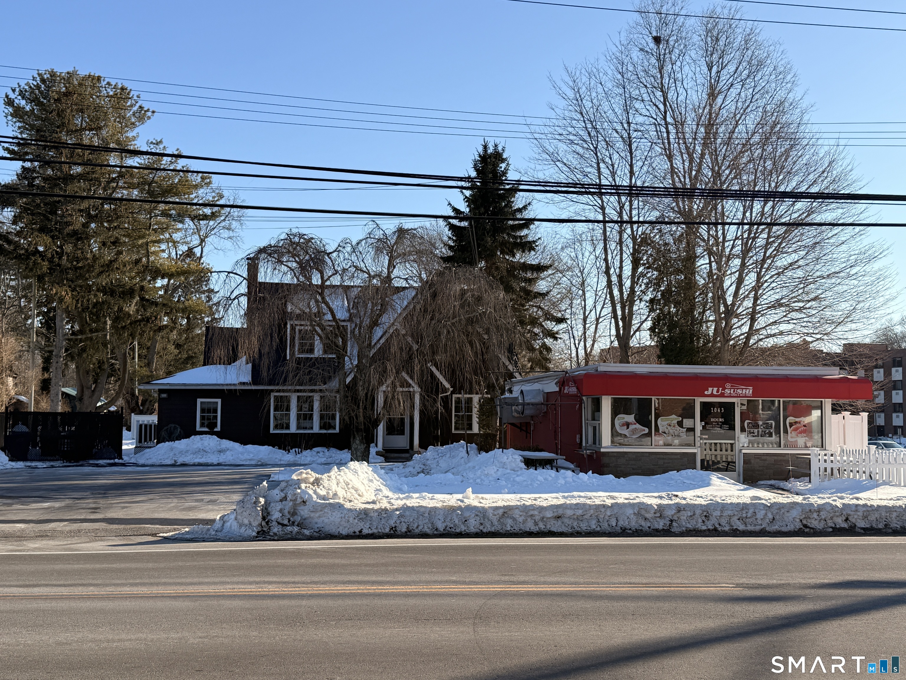 1043 Poquonnock Road Property Photo 1