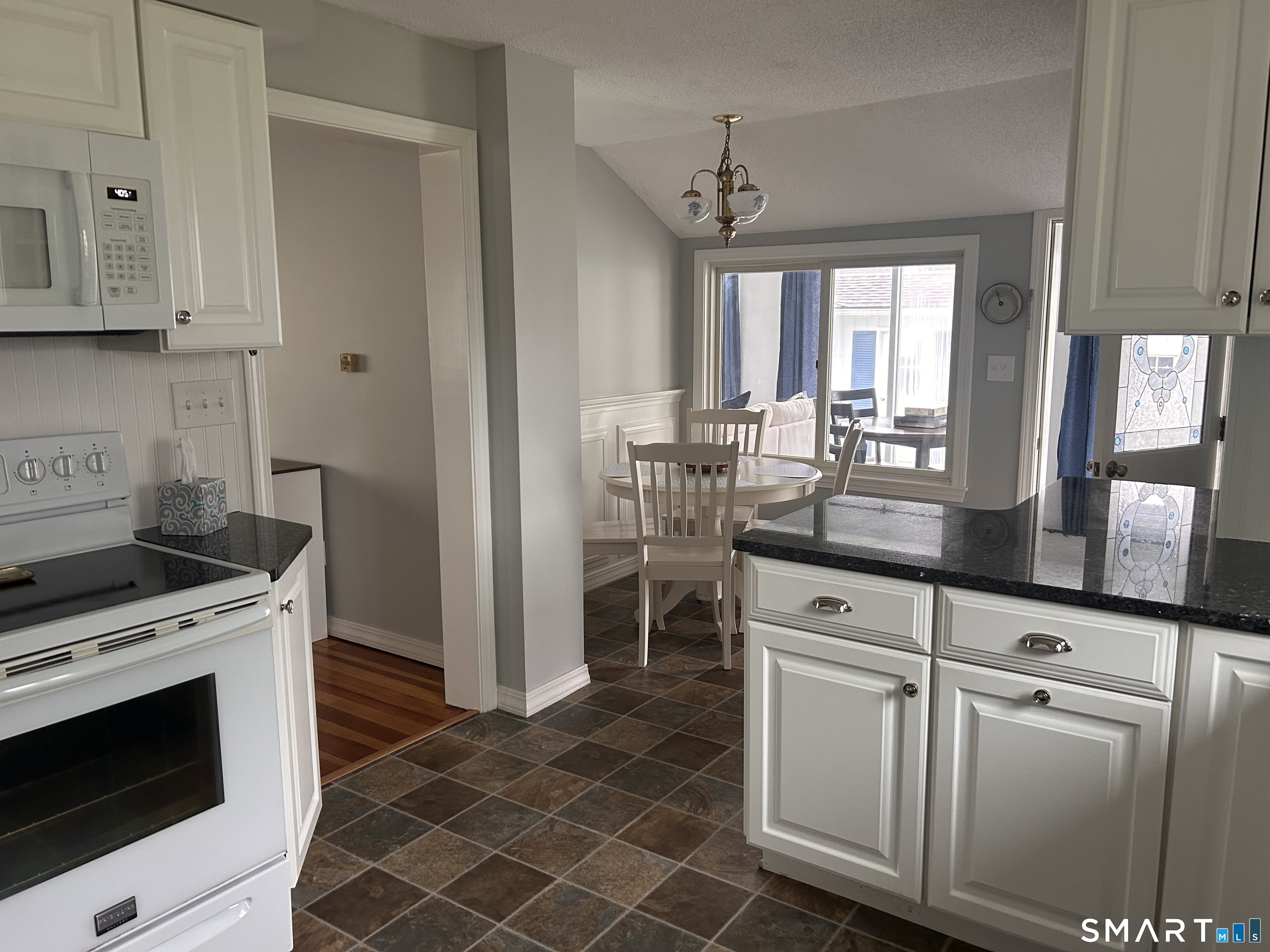 22 Indianola Road Property Photo 12