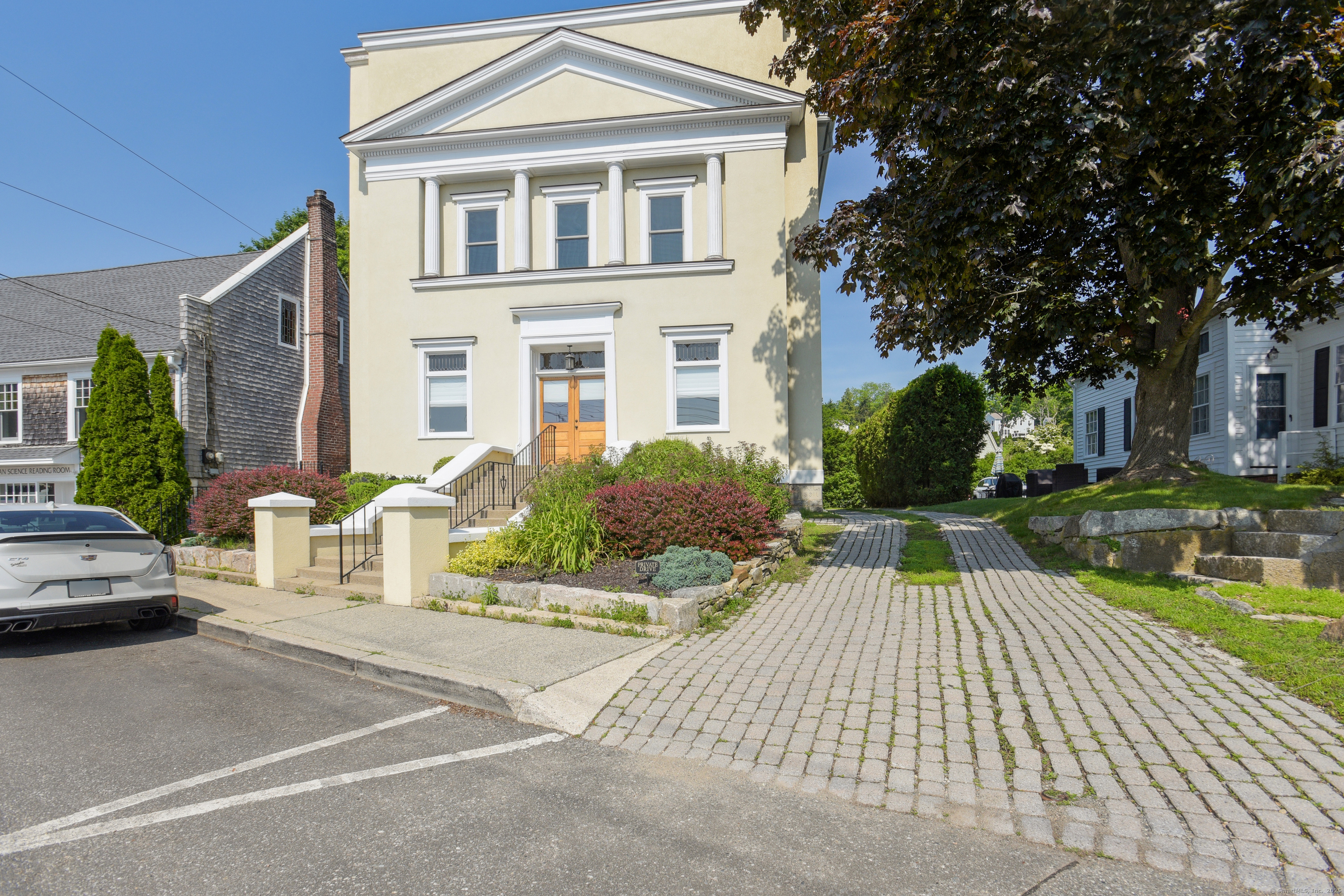 7 Gravel 1 Street Property Photo 4