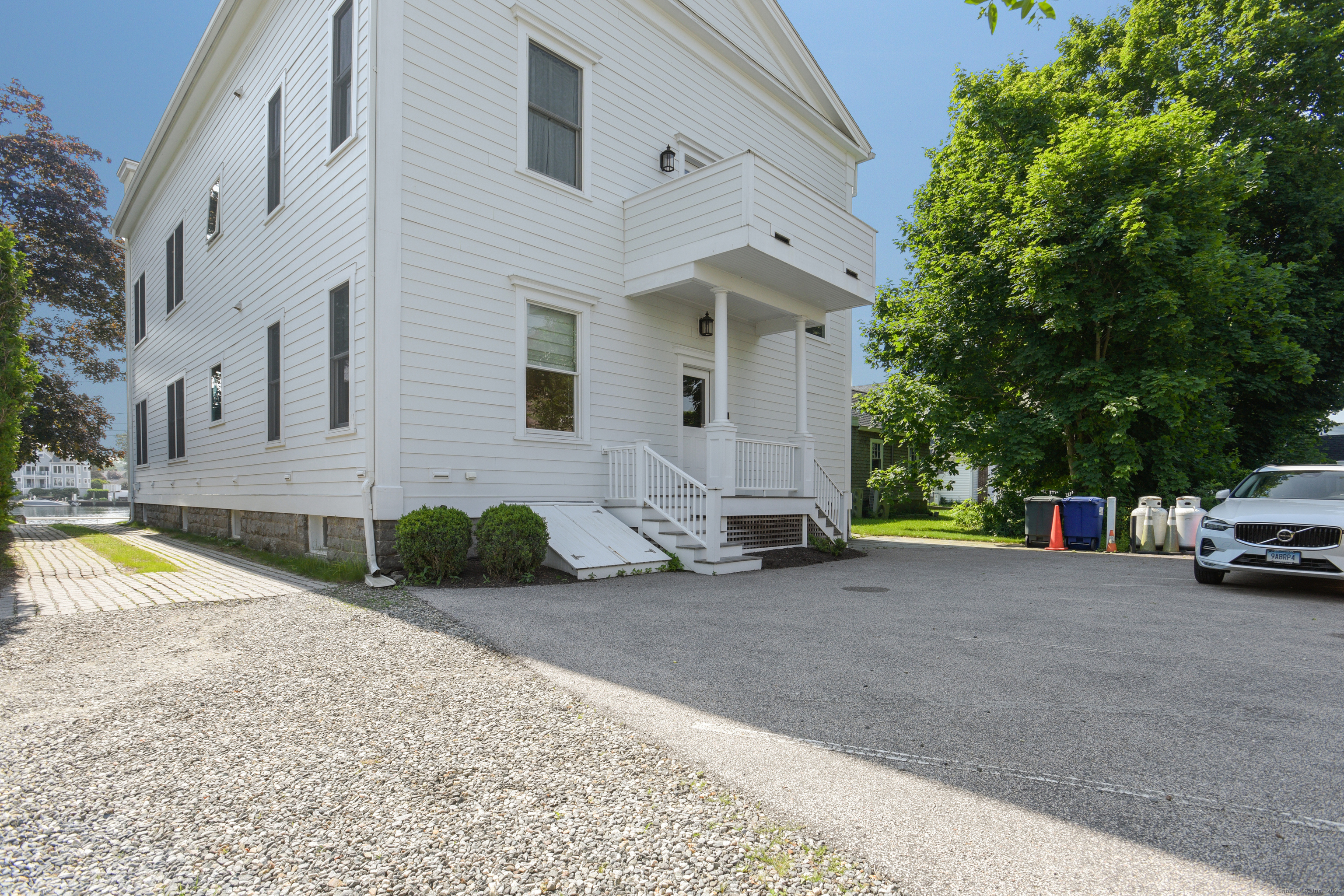 7 Gravel 1 Street Property Photo 31