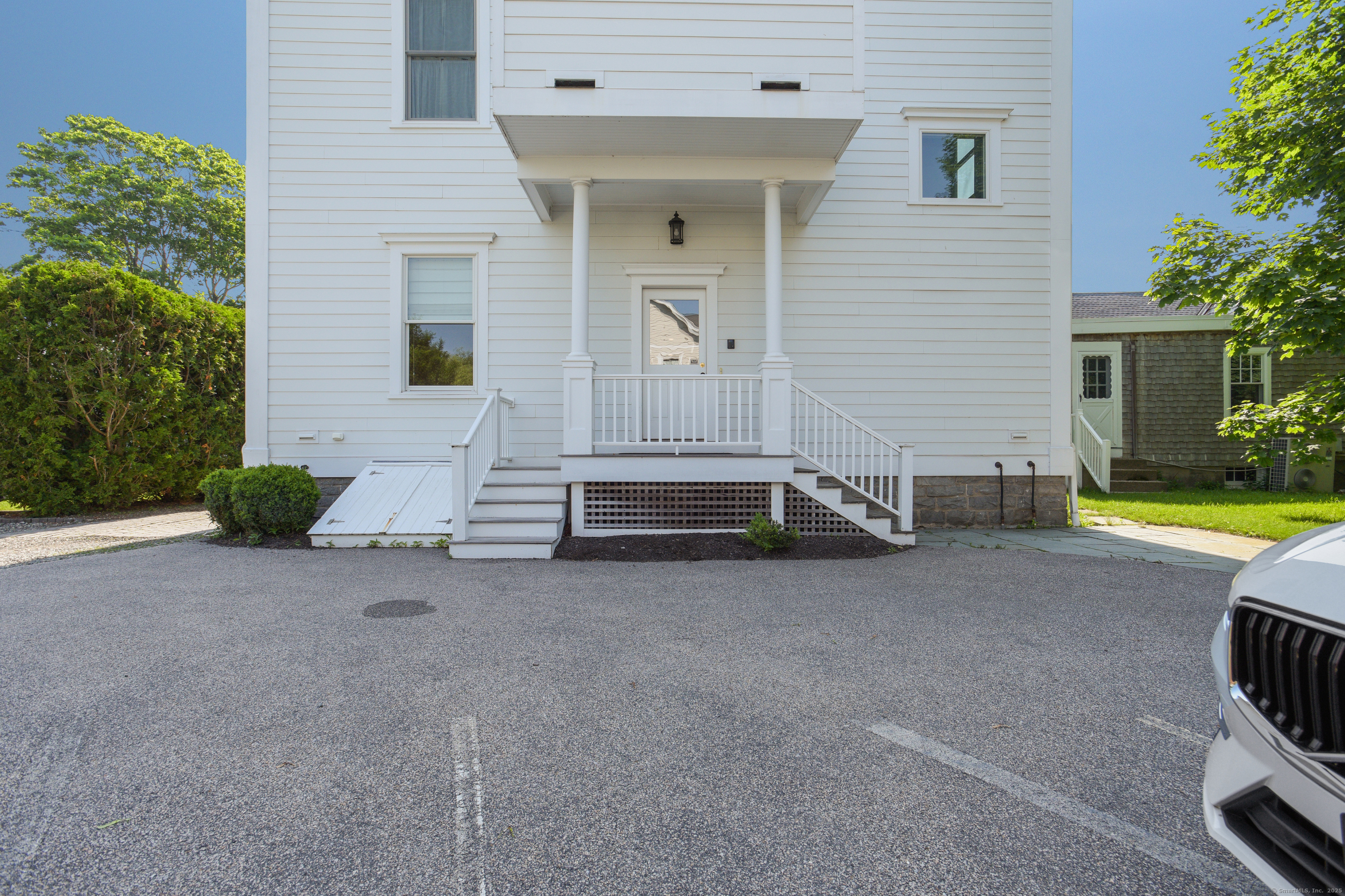 7 Gravel 1 Street Property Photo 32