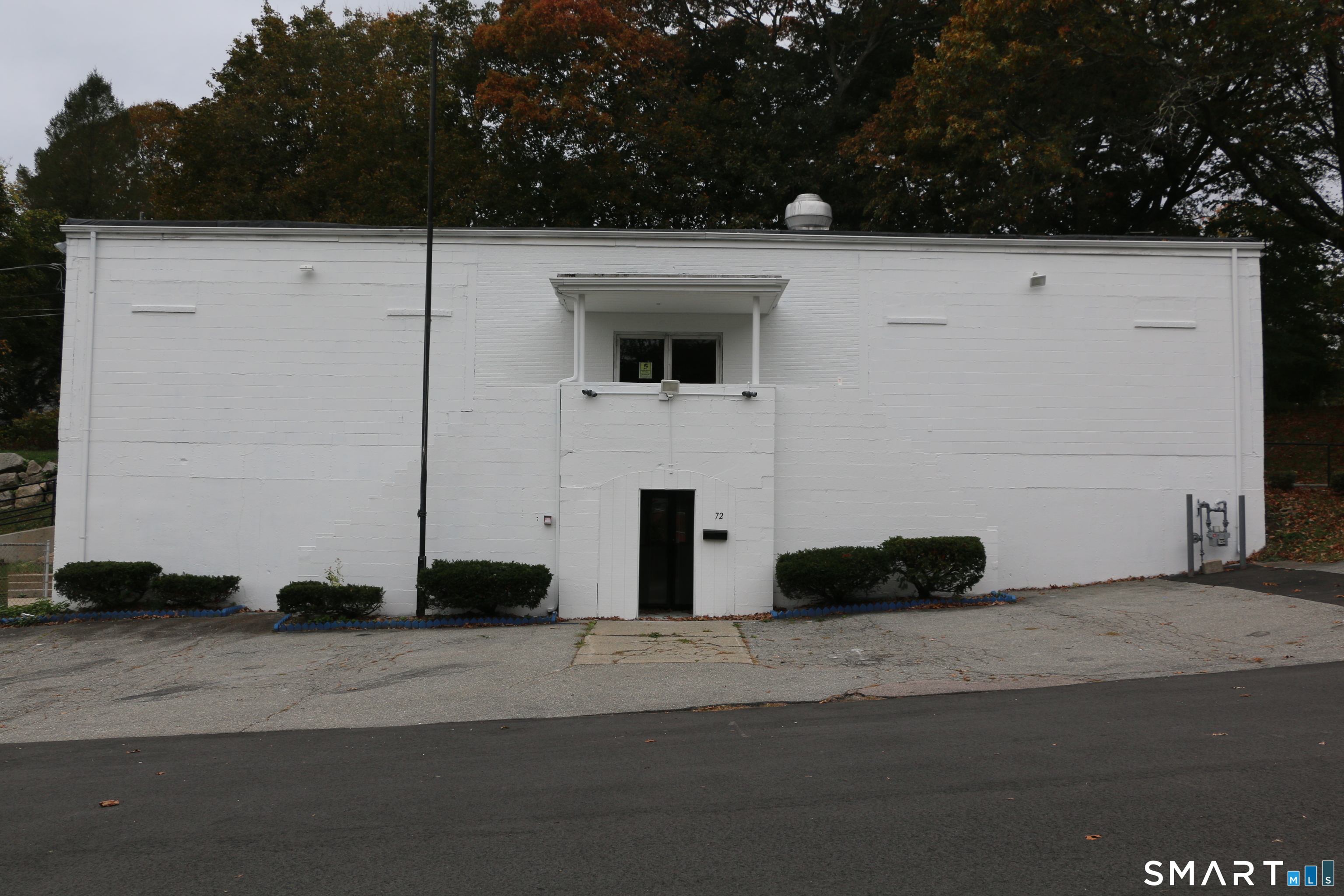 72 Central Avenue Property Photo 1