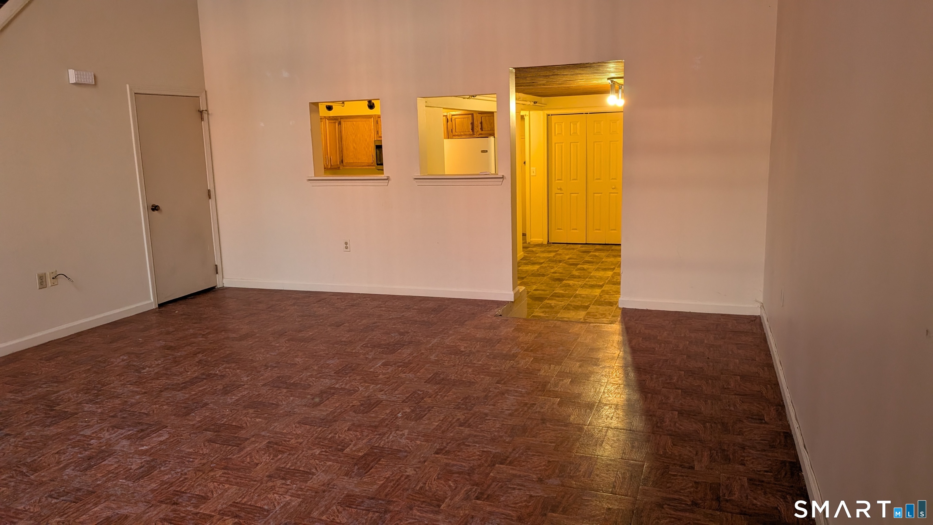 839 Main Apt 98 Street Property Photo 6