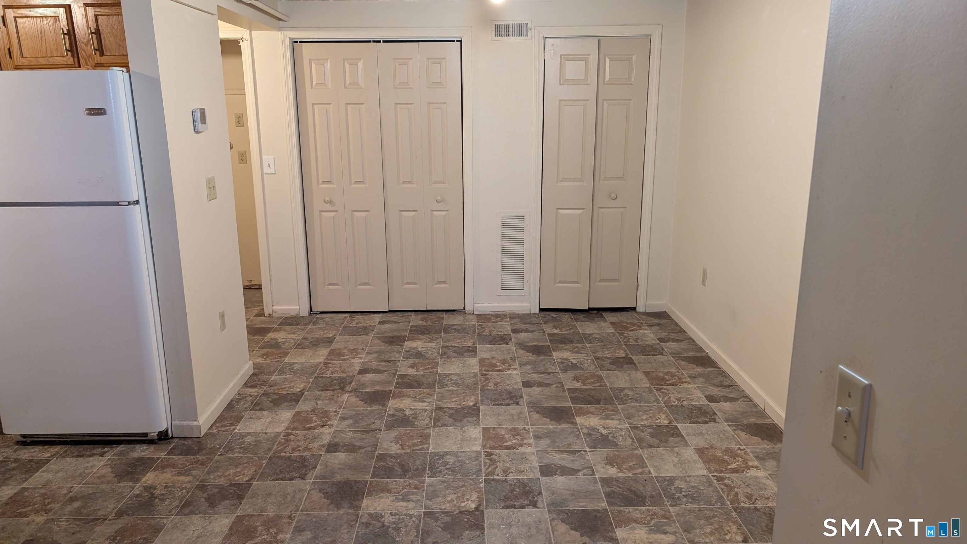 839 Main Apt 98 Street Property Photo 9