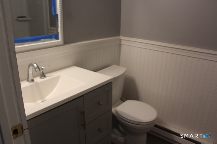 33 Lake C Street Property Photo 6