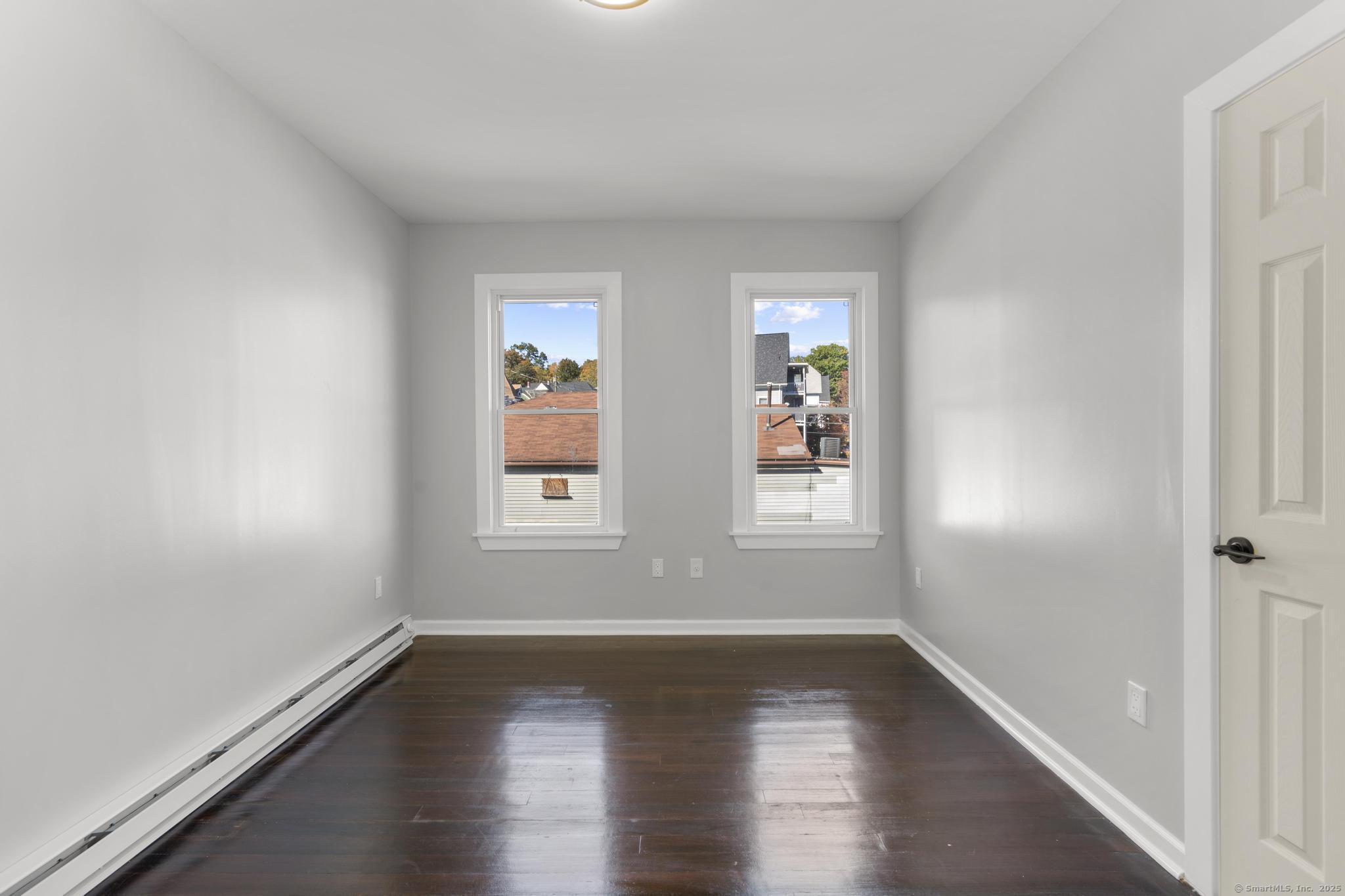 228 Cooke 1 Street Property Photo 7