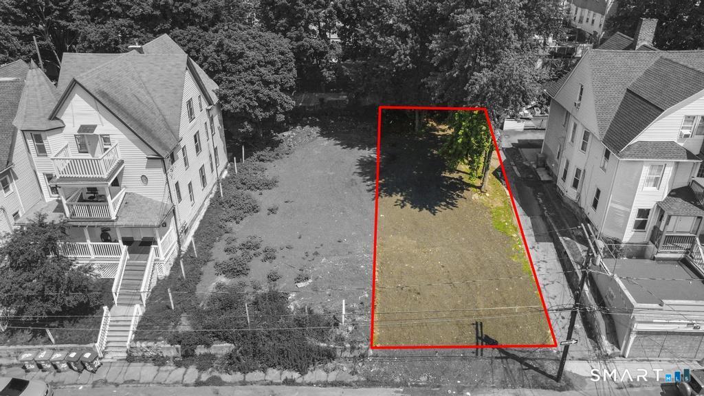 18 Ridgewood Street Property Photo 2