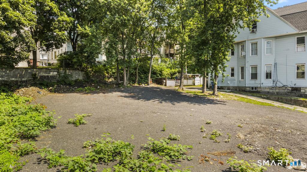 18 Ridgewood Street Property Photo 8