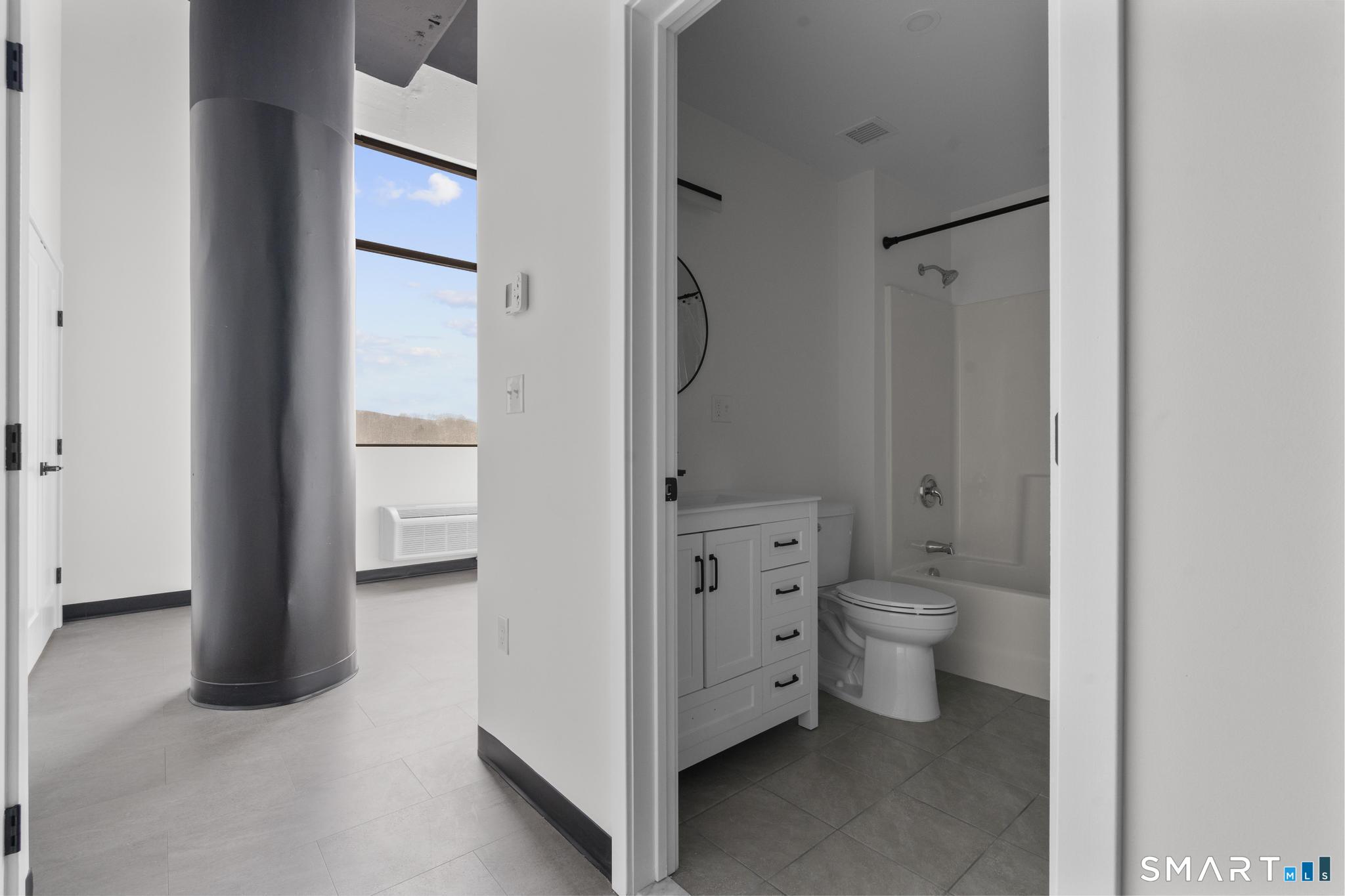 480 Myrtle Street Property Photo 6
