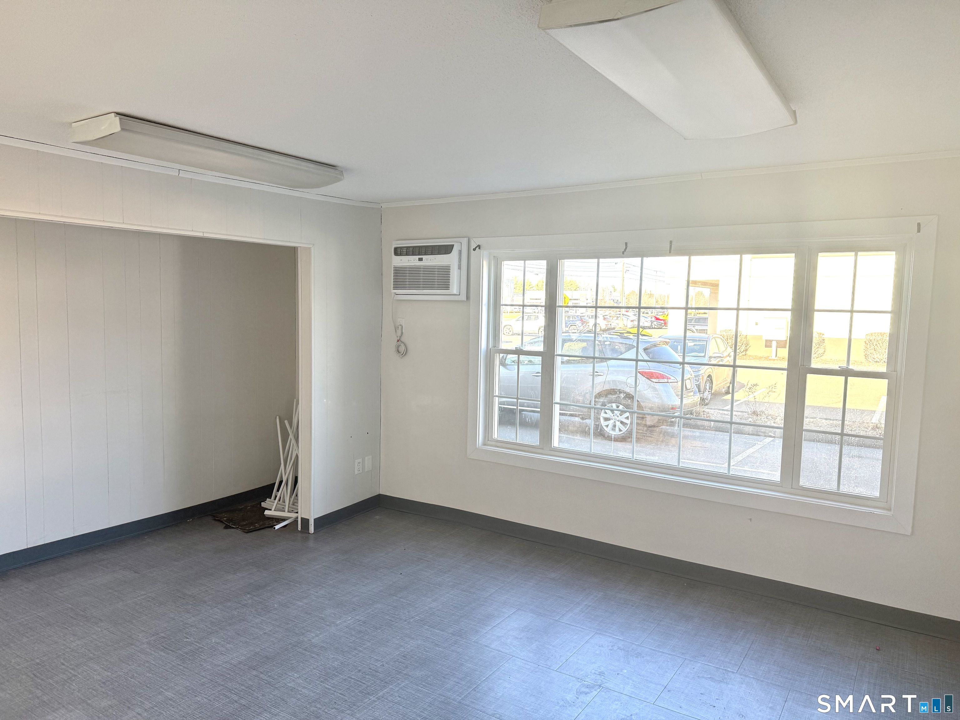 24155452 Property Photo 5
