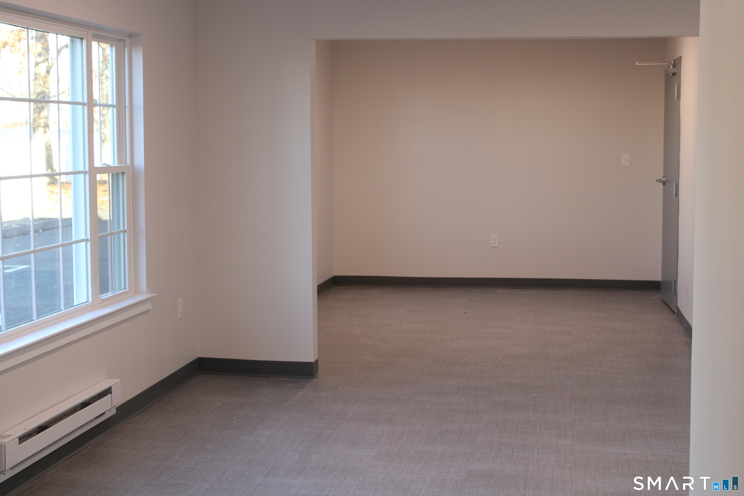 24155452 Property Photo 7