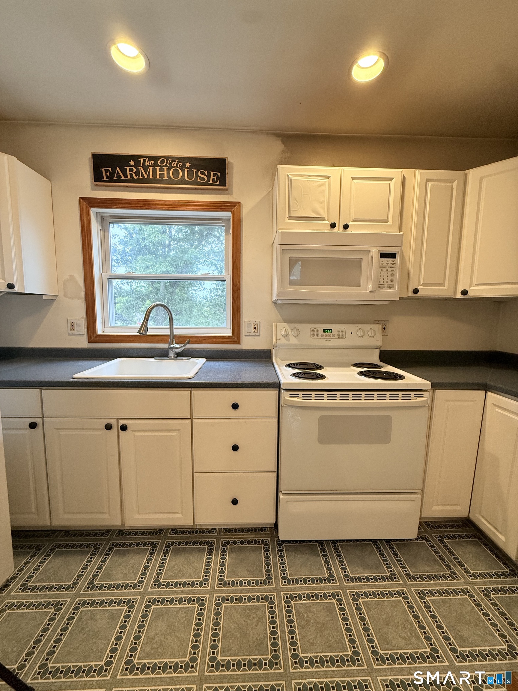 30 Bunting Road Property Photo 13
