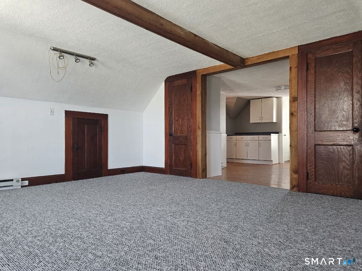 21 Sigourney 3 Street Property Photo 18